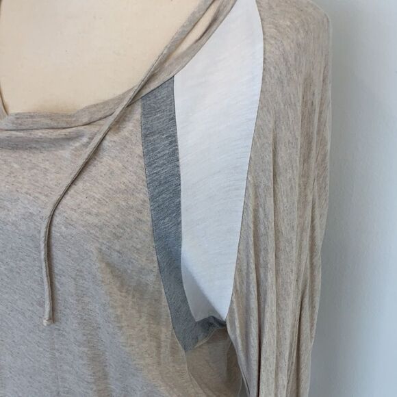 Ella Moss Color Block Hooded Top - Picture 2 of 6